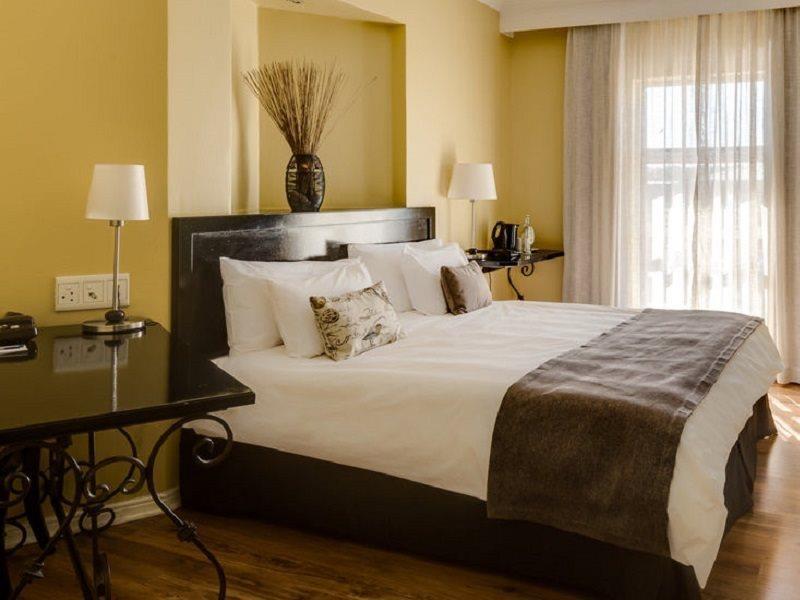 Protea Hotel By Marriott Bloemfontein Exterior photo